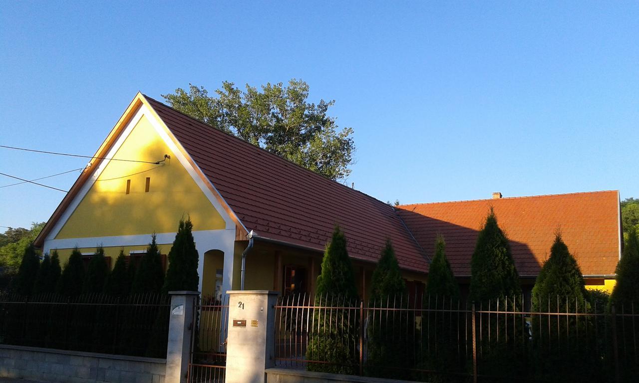Doeroecske Vendeghaz Hotel Somogydorocske Exterior foto